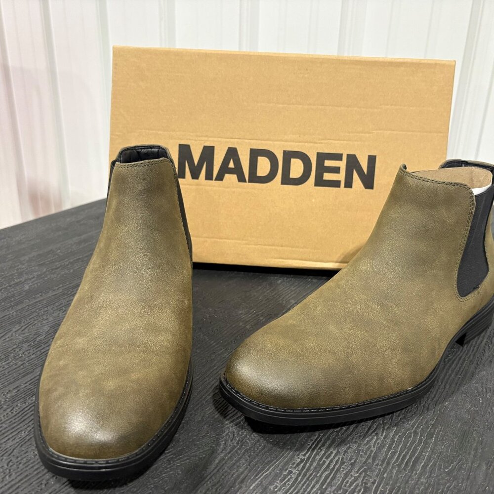 Madden Men’s Maxxin Slip-On Shoes – Green, Size 11.5